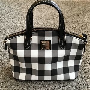 Dooney & Bourke black & white bag
